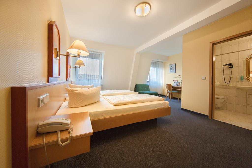 Montana Hotel Oberasbach Exteriér fotografie
